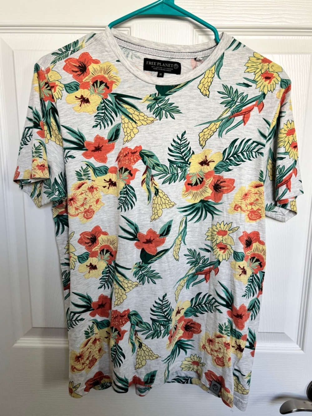 🌺 tropical boys tee